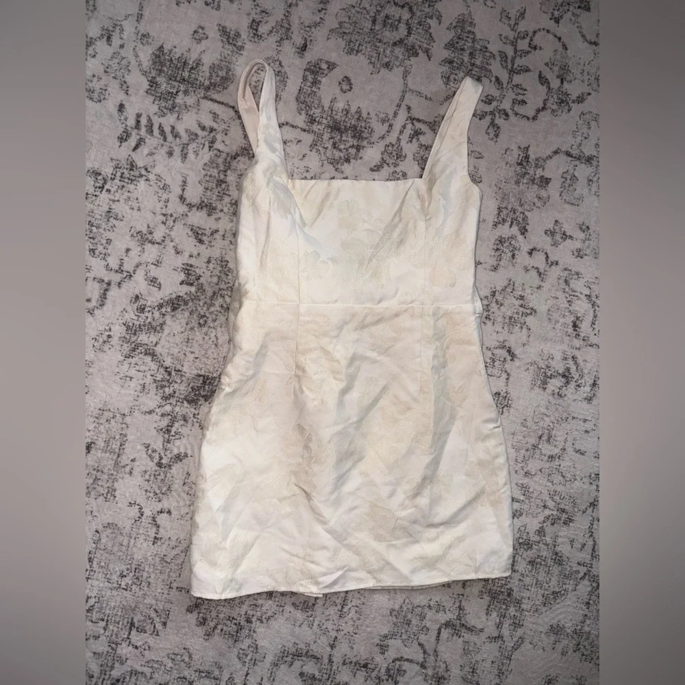 Lulus Flirtatious Poise Ivory Jacquard Bow Back Mini Dress Size Large NWT Bridal - Picture 4 of 11